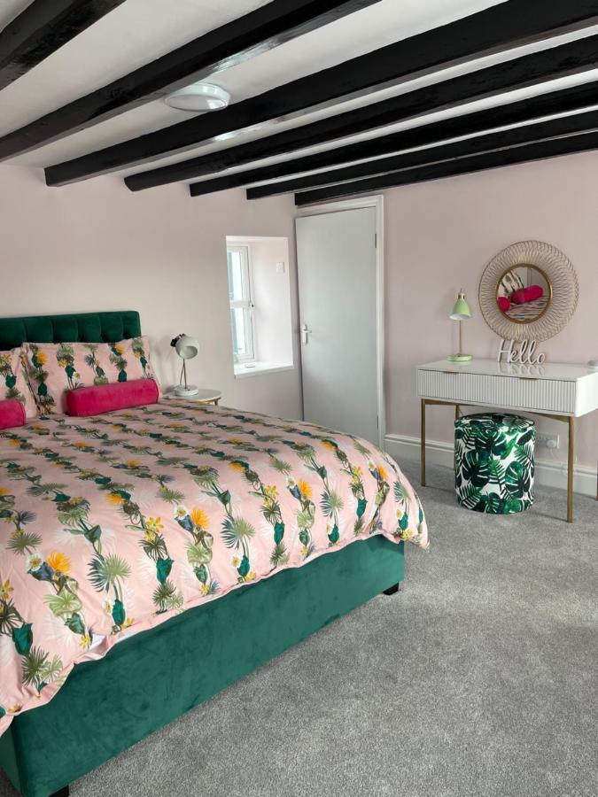 Hollie'S Beach House Peel Экстерьер фото