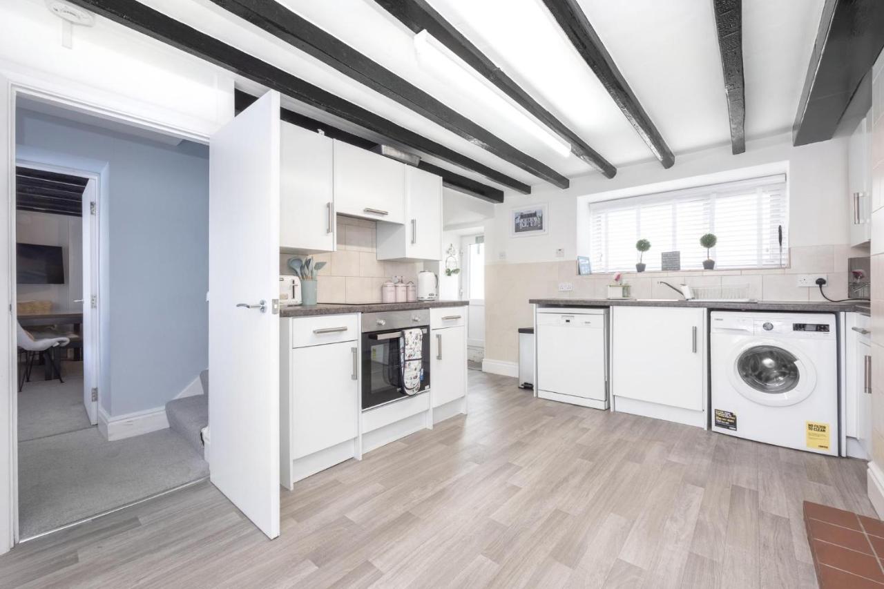 Hollie'S Beach House Peel Экстерьер фото